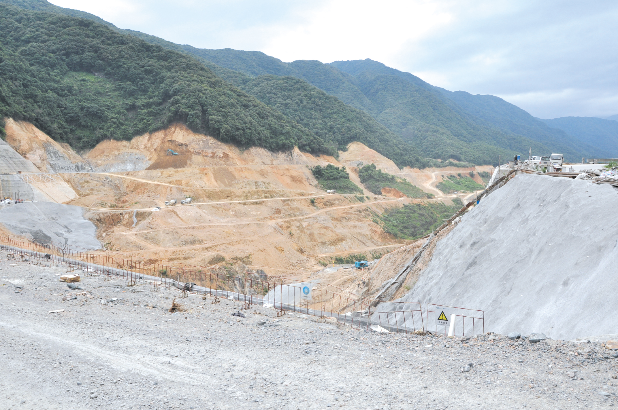 仙游抽水蓄能电站下水库本月下闸蓄水