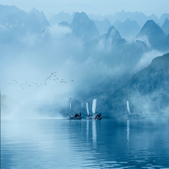 林明基《轻舟已过万重山》.jpg
