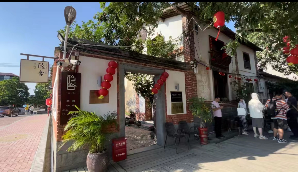 吴2.jpg