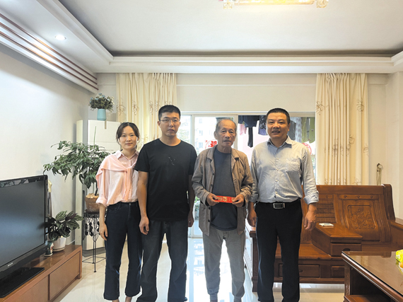linsh2310306.jpg linsh2310306.jpg