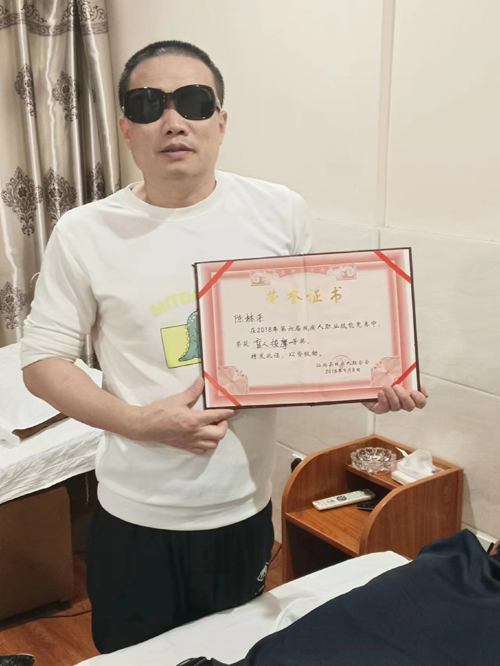 xqh2311082.jpg